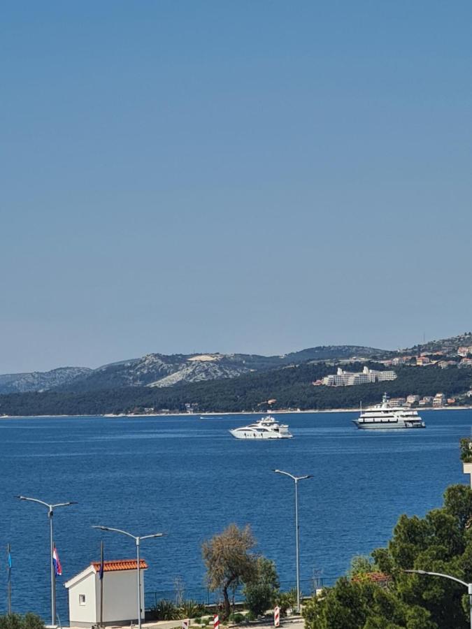 Modern Apartment Near The Sea-Mise Trogir Exterior foto